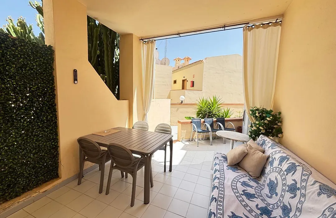 Yucca Park Aparthotel-1
